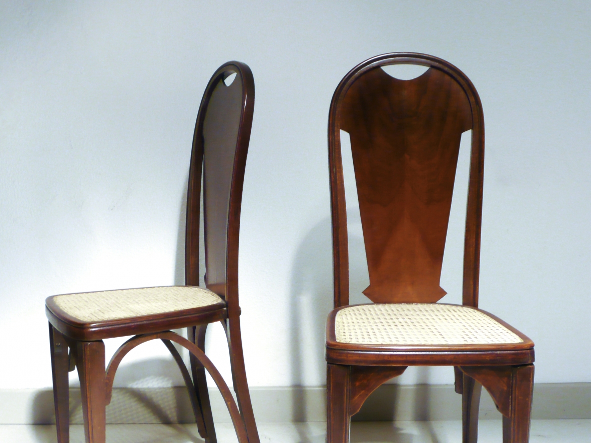Coppia di sedie in legno curvato, Vienna, 1900ca.