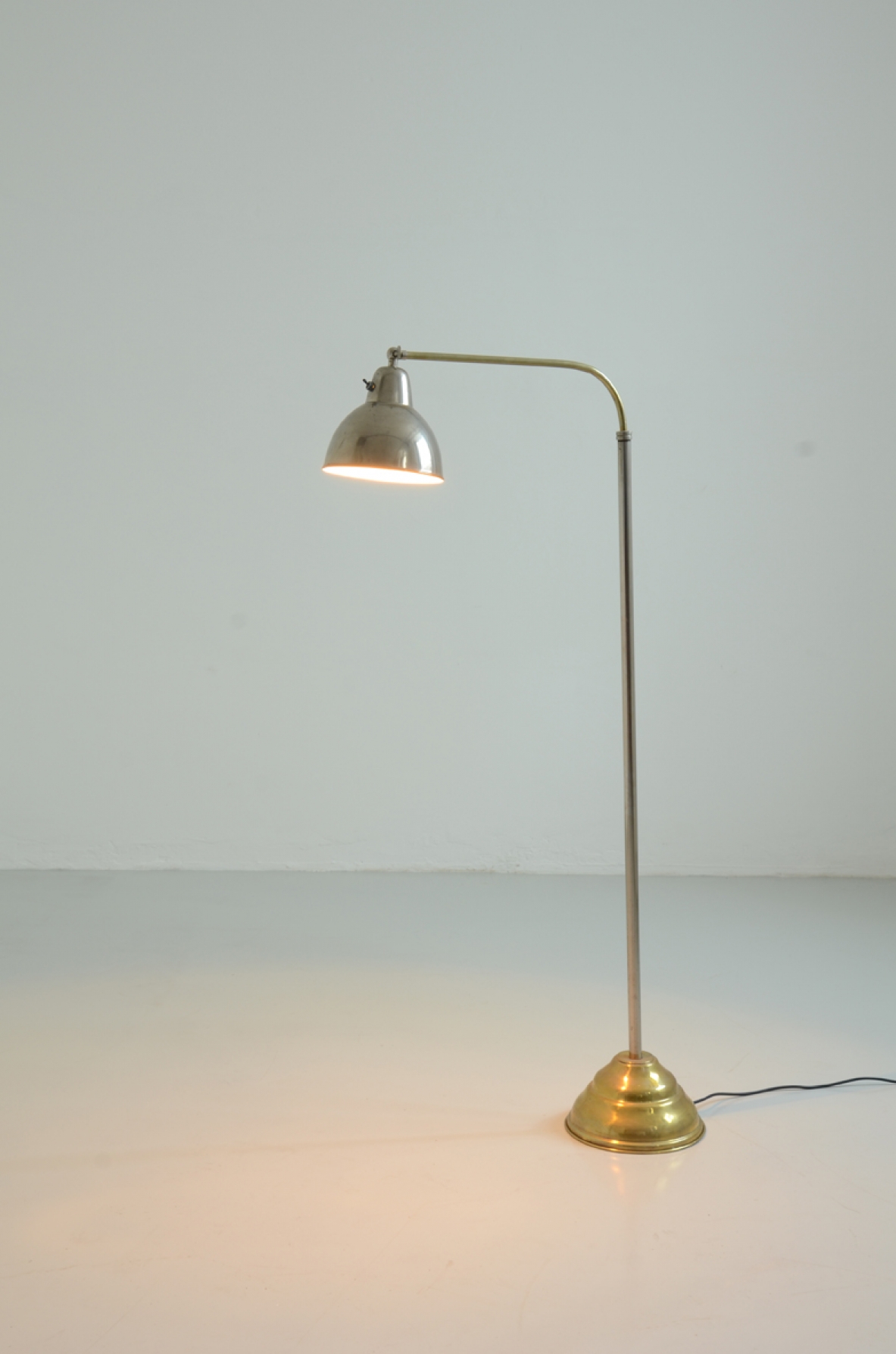 Lampada da lettura in metallo cromato e ottone, Francia 1930ca.