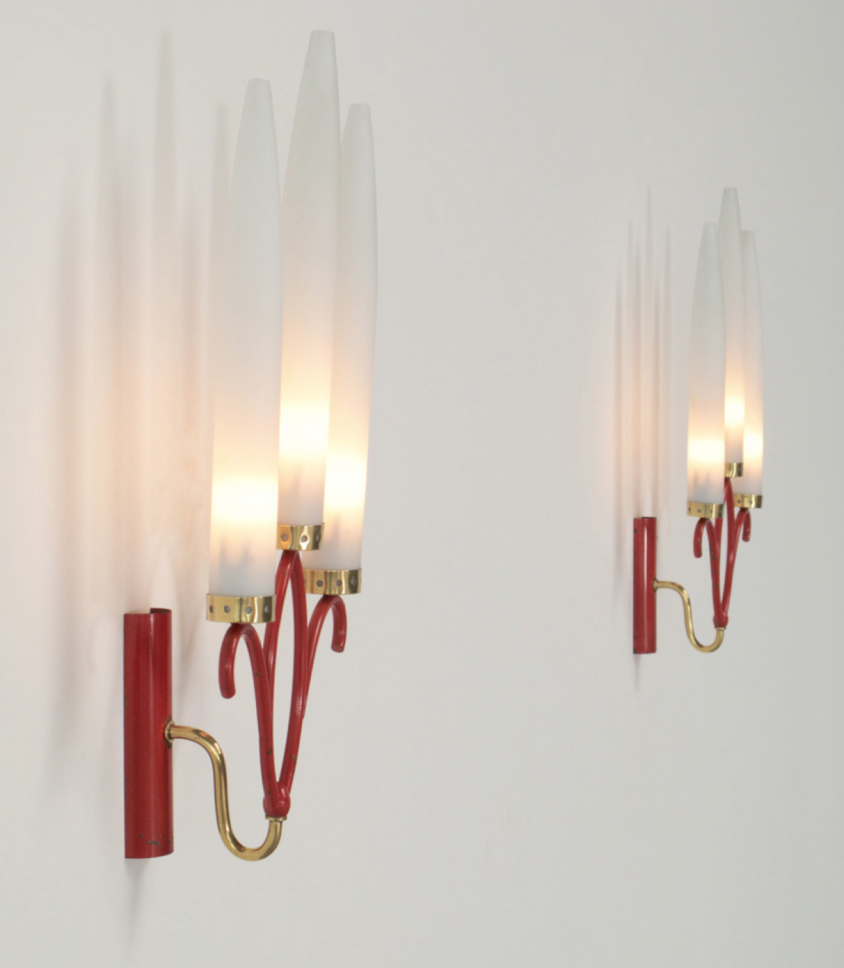 Modern furniture original Stilnovo lamps on sale Milan