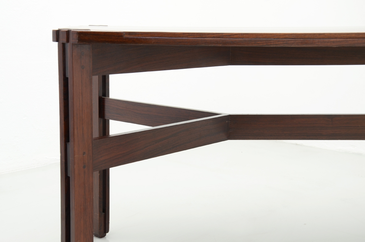 Modern table interior decoration gallery Milan