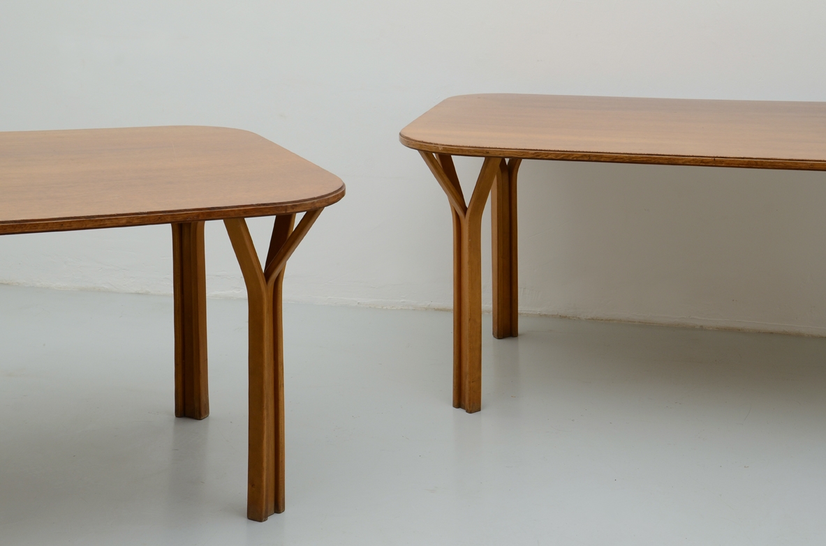 Vittorio Gregotti e Ludovico Meneghetti, pair of tables in oak, 1967.