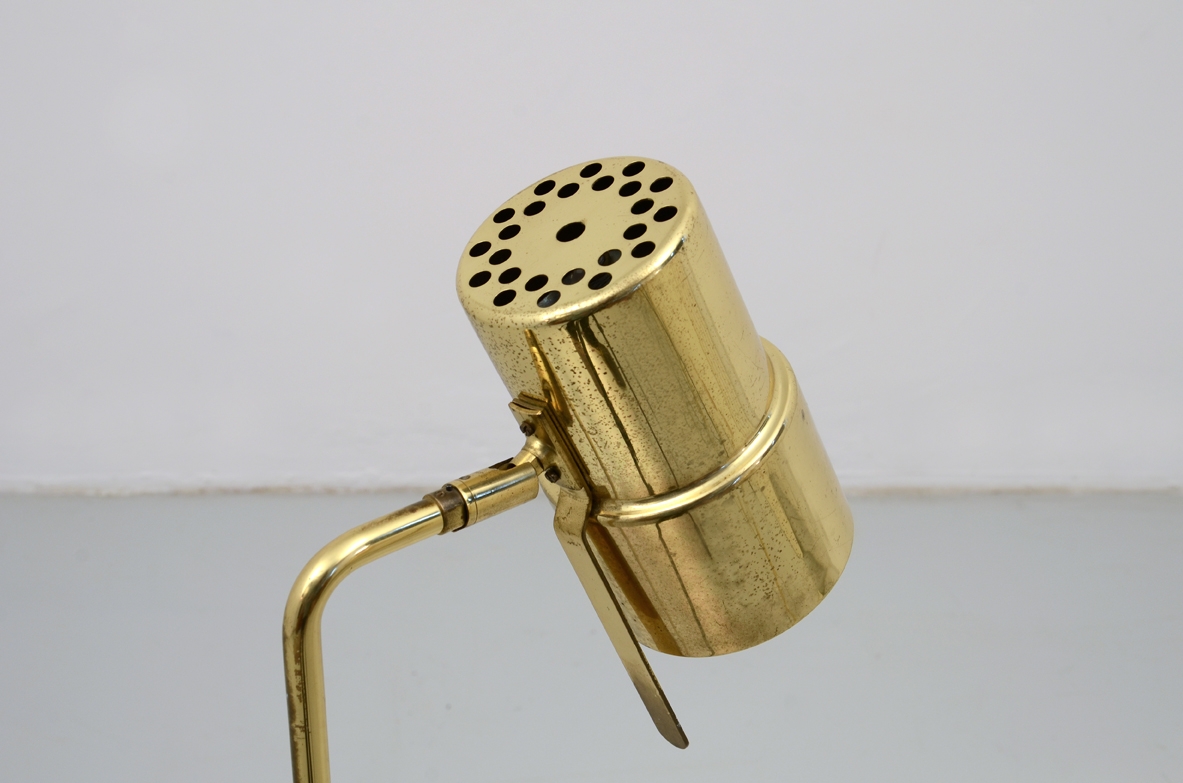 Hans-Agne Jakobsson, pair of 1950's floor lamps mod. G-154 in brass. Sweden, 1950s.