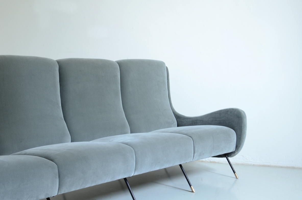 divano vintage, modernariato milano, arredamento vintage, negozio arredi vintage