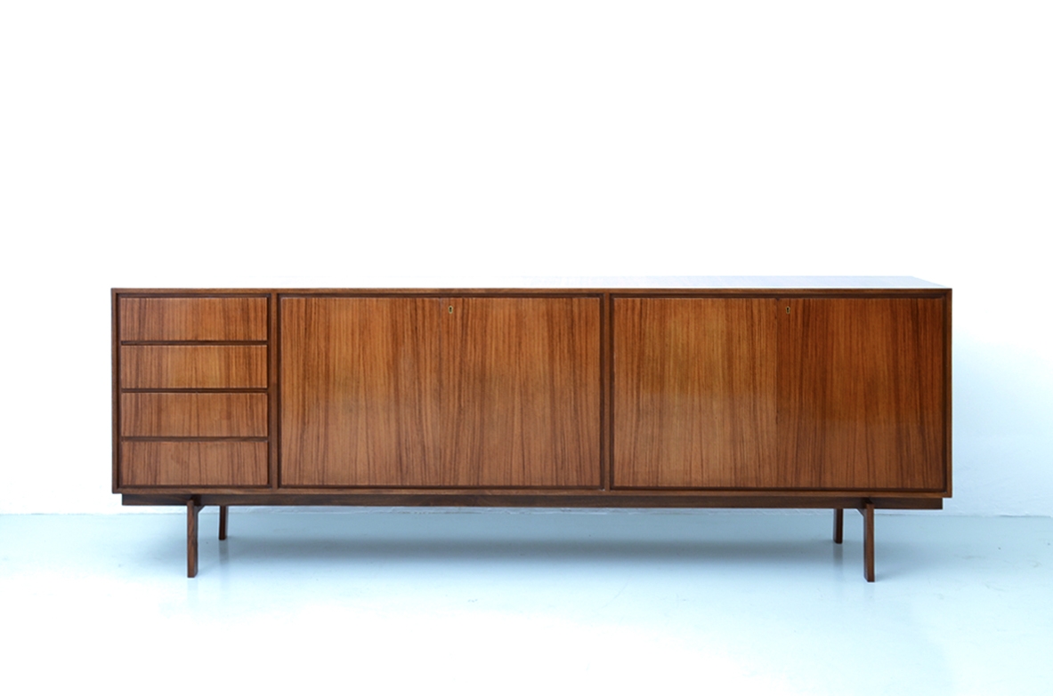 Mobili contenitori credenza sideboard modernariato negozio MIlano
