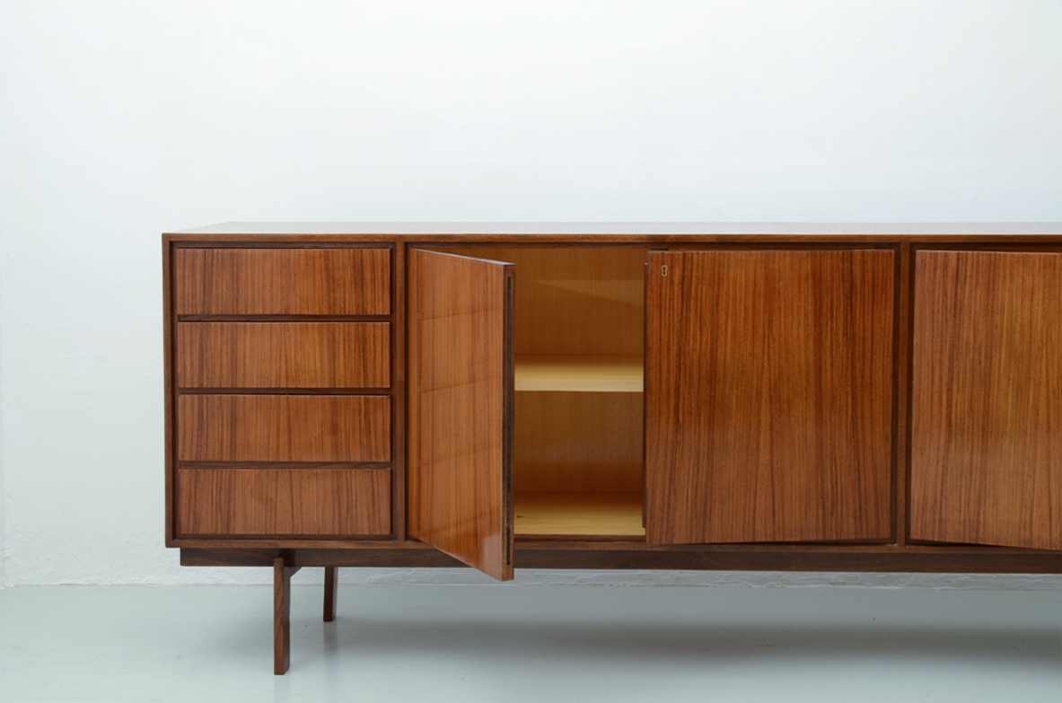 Mobili contenitori credenza sideboard modernariato negozio MIlano