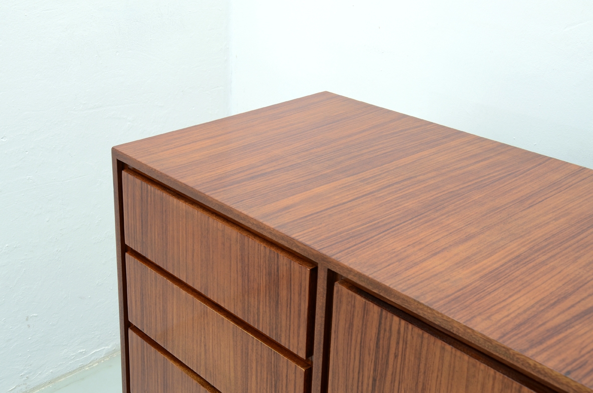 Credenza vintage interior design Milano