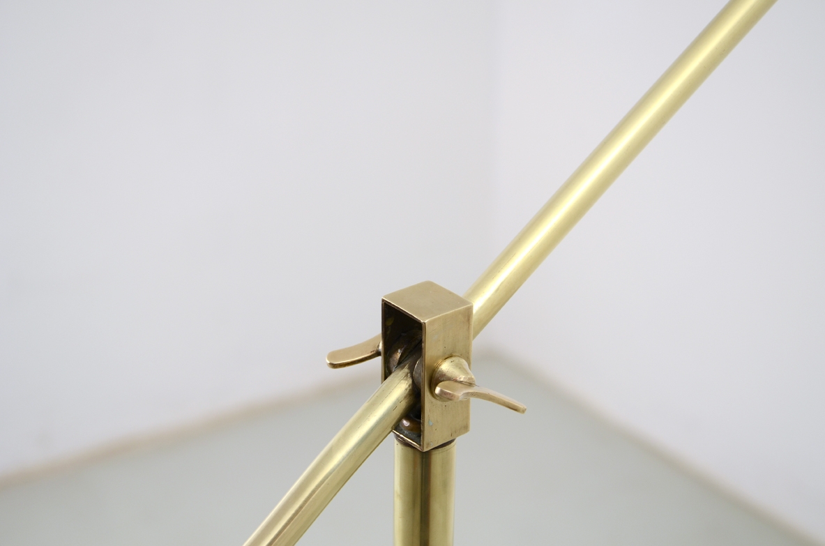 1950's rare Italian lamp in brass with marble base. Prod.Arredoluce Italia.