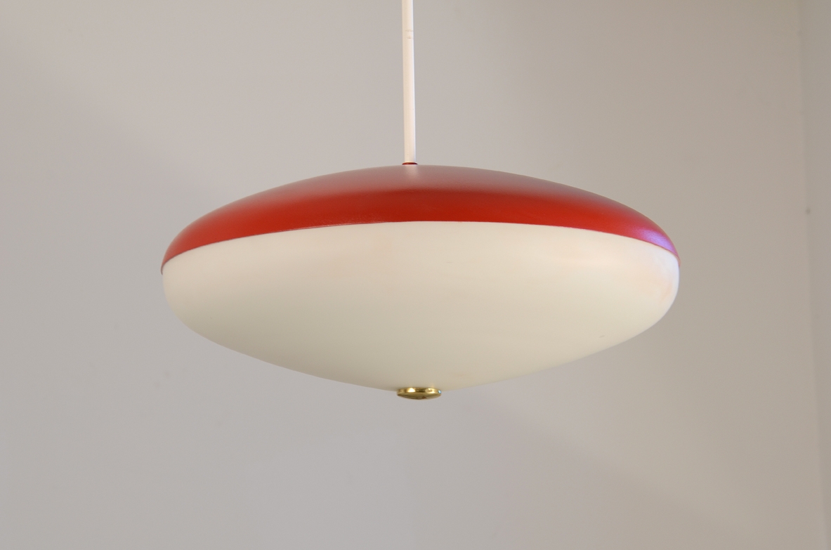 Stilnovo 1950's refined ceiling lamp in painted metal and opaline galss.