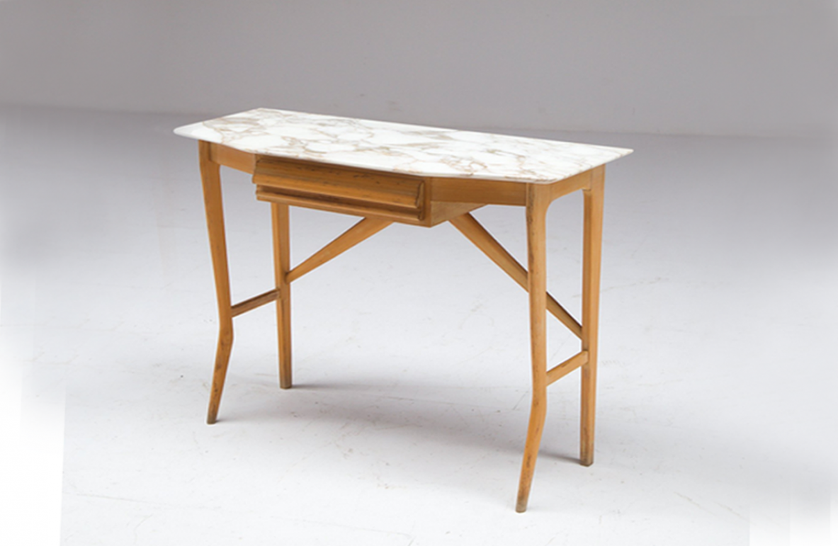 Piccola console in legno biondo con cassetto e piano in marmo, Italia 1950ca.