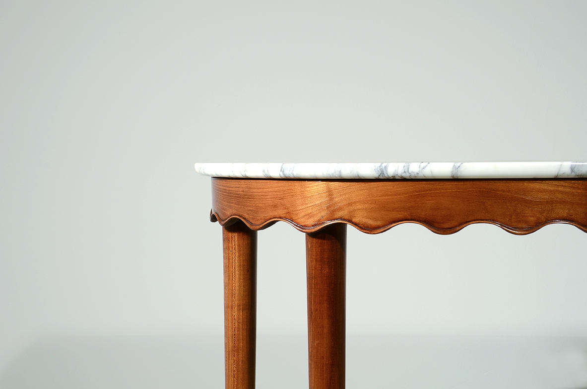 Paolo Buffa, elegante console con motivo a onda, 1940.
