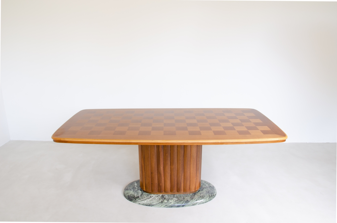 Vittorio Dassi, unique 1940's dining table with a very nice mahogany oval column and green 