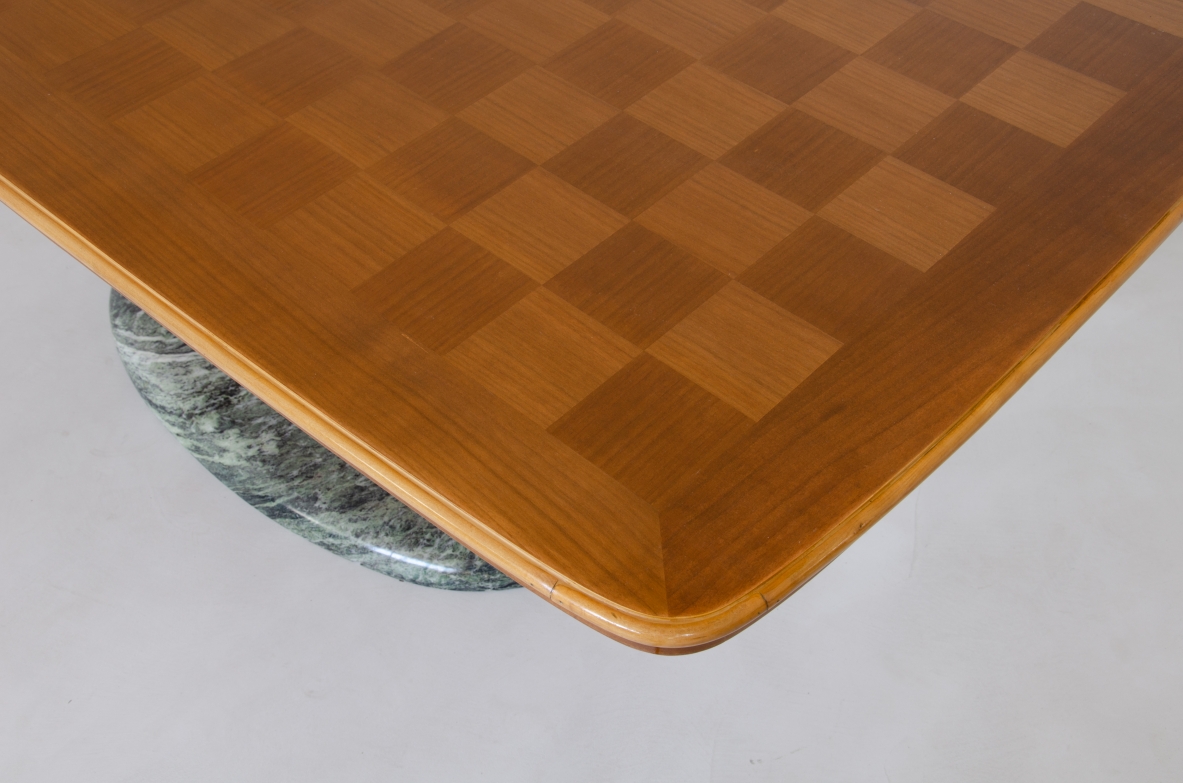 Vittorio Dassi, unique 1940's dining table with a very nice mahogany oval column and green 