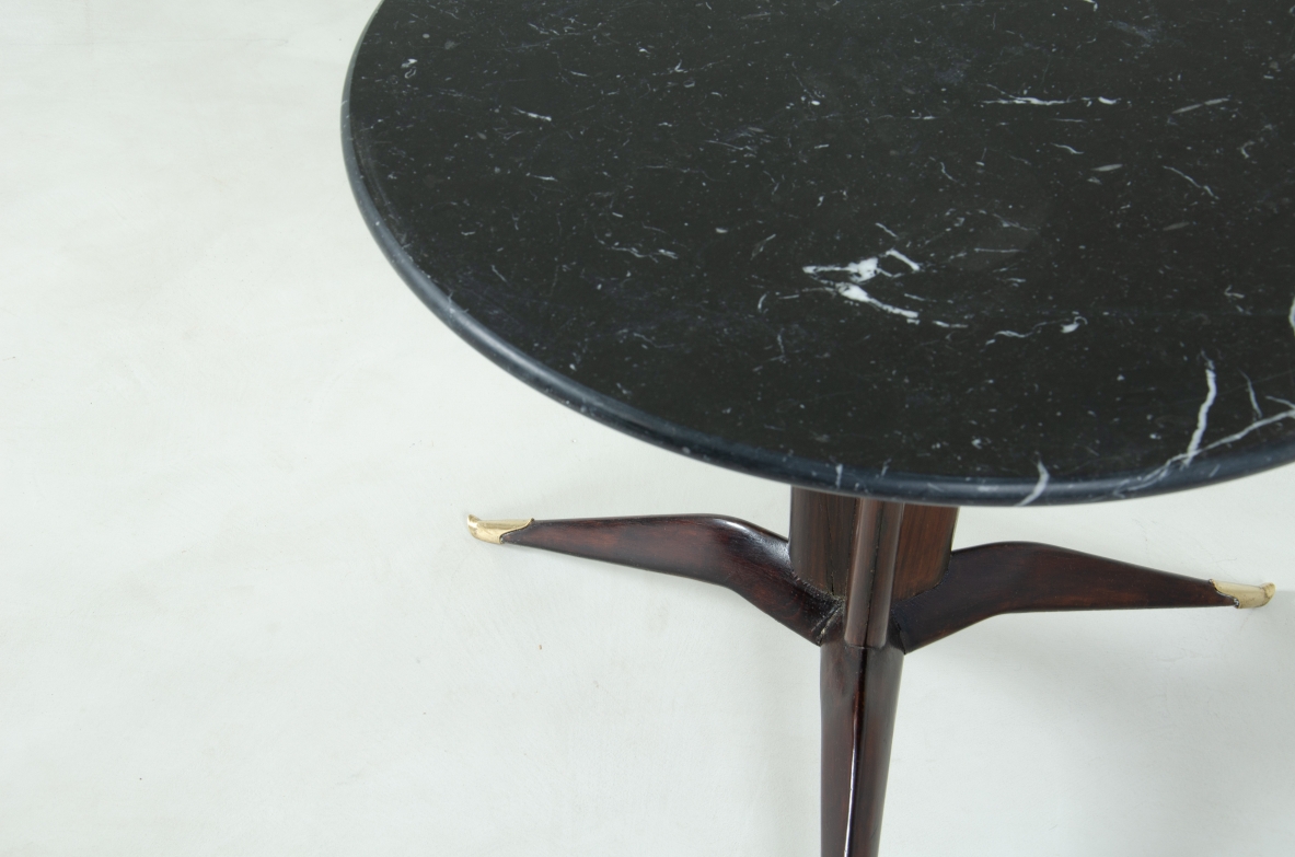 Carlo Rava, pair of 1950's Italian side tables with nice elegant legs and thin brass tips. Black Marquinia marble top.