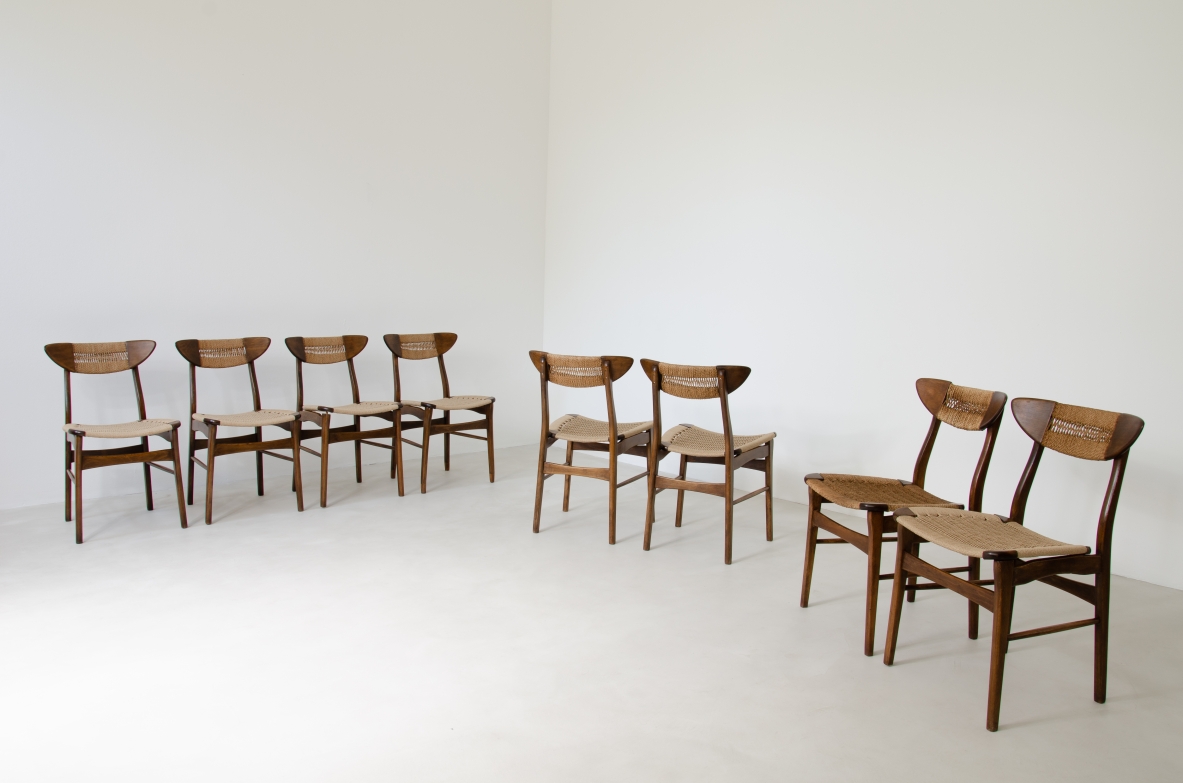 8 sedie con schienale e seduta in corda intrecciata. Paesi scandinavi, 1960ca.