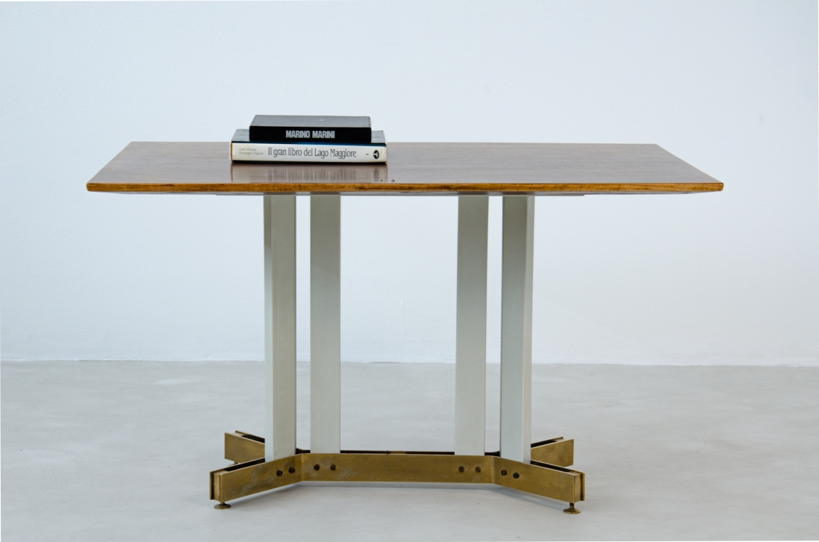 Table / writing desk in the style of Ignazio Gardella. 