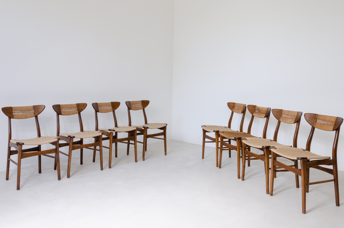 8 sedie con schienale e seduta in corda intrecciata. Paesi scandinavi, 1960ca.