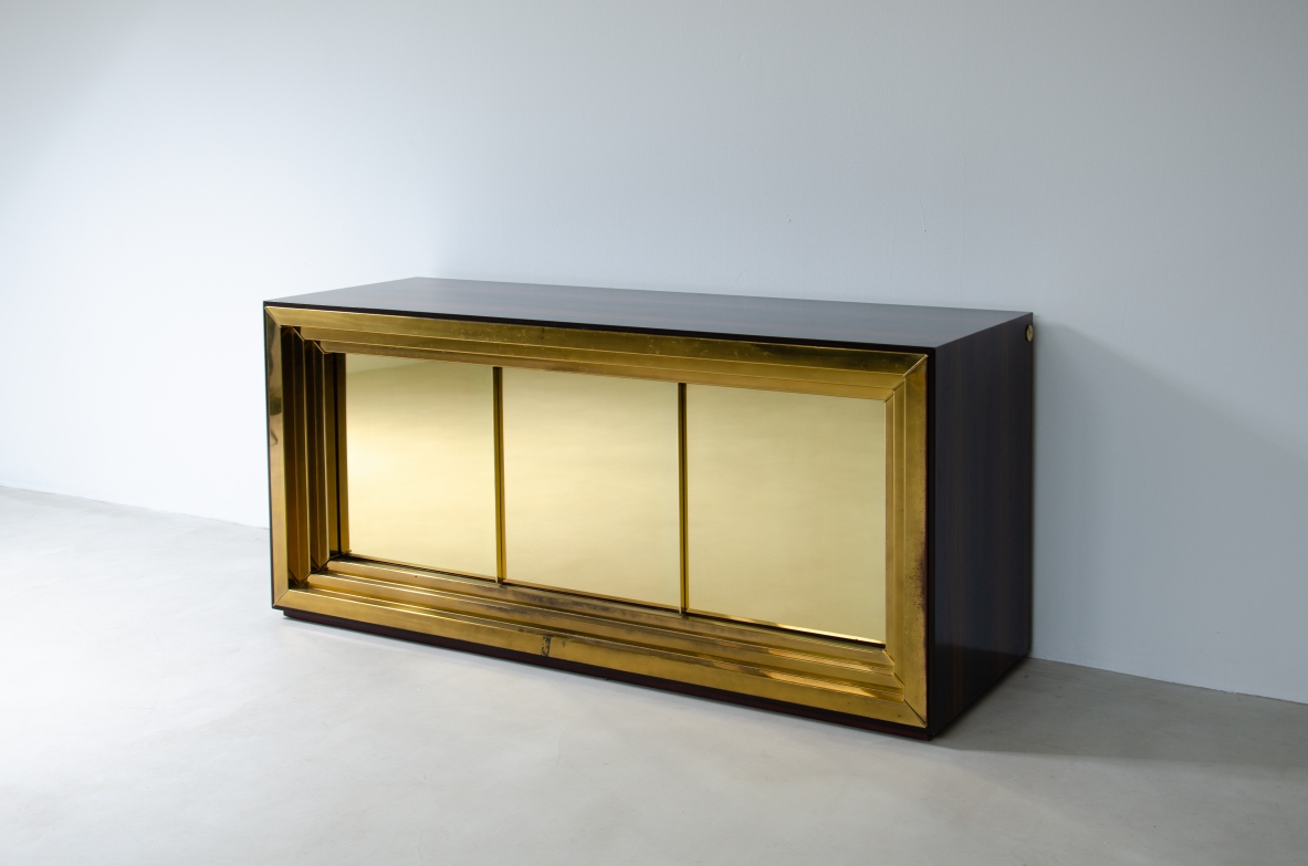 Luciano Frigerio (1928-1999)  Large and unique storage unit Manufactured by Frigerio & C. 1970s.