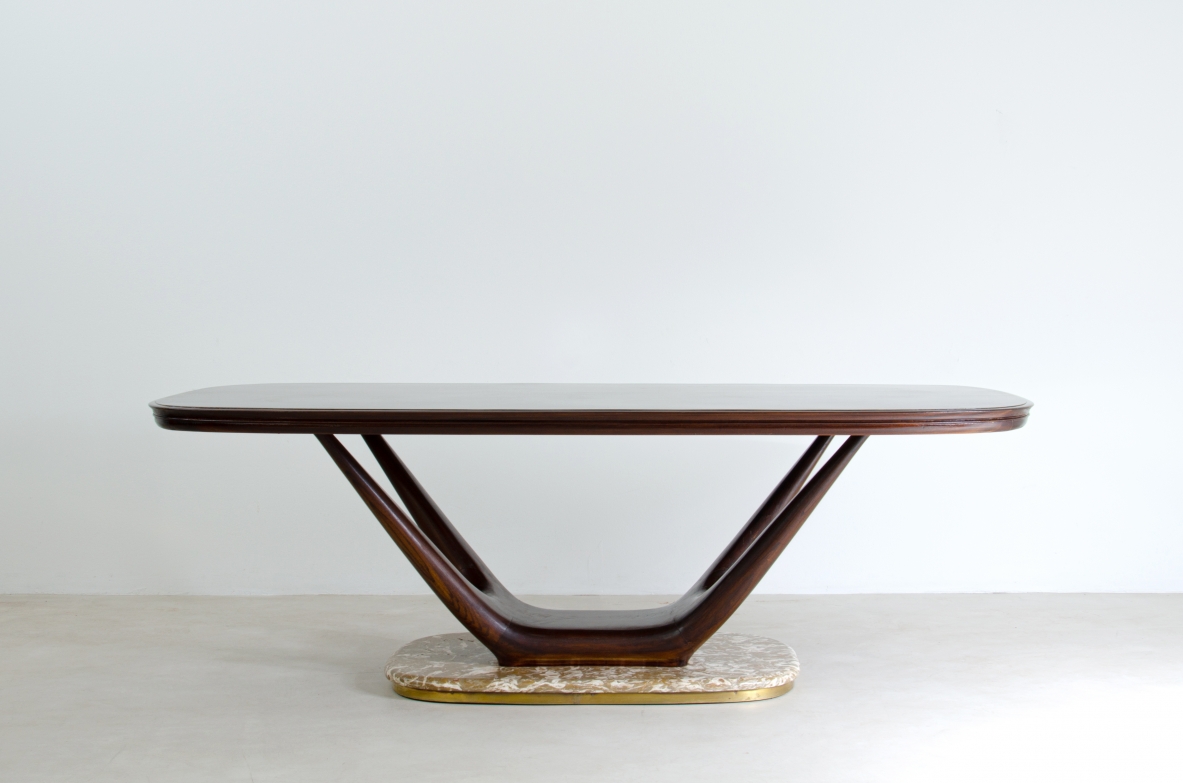 Vittorio Dassi, very elegant 1940's dining table with marble base.