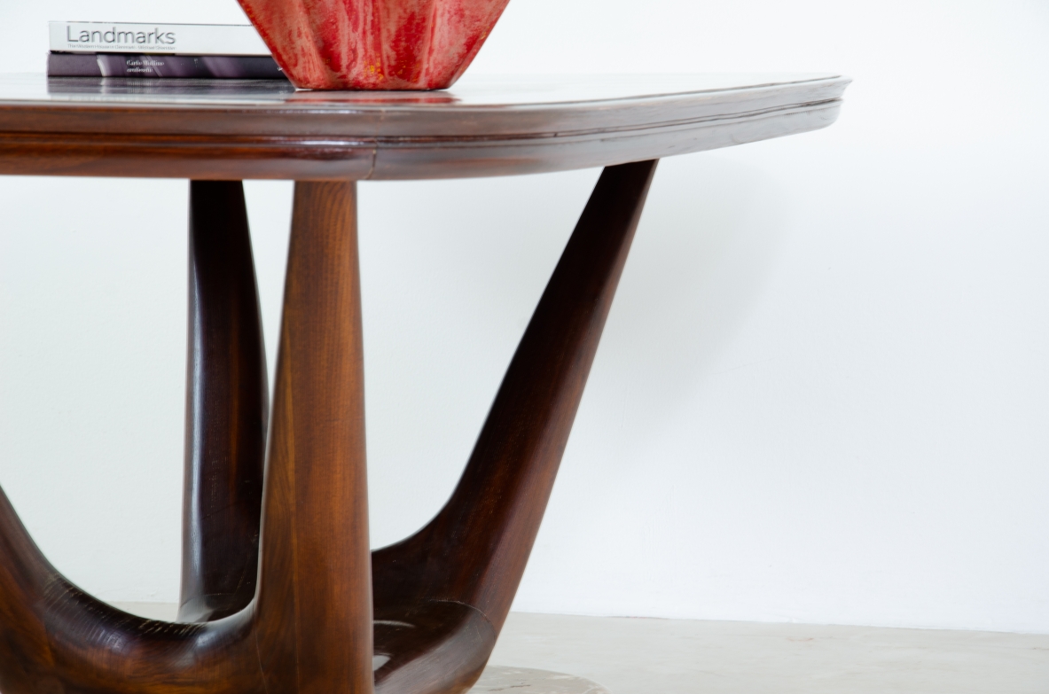 Vittorio Dassi, very elegant 1940's dining table with marble base.