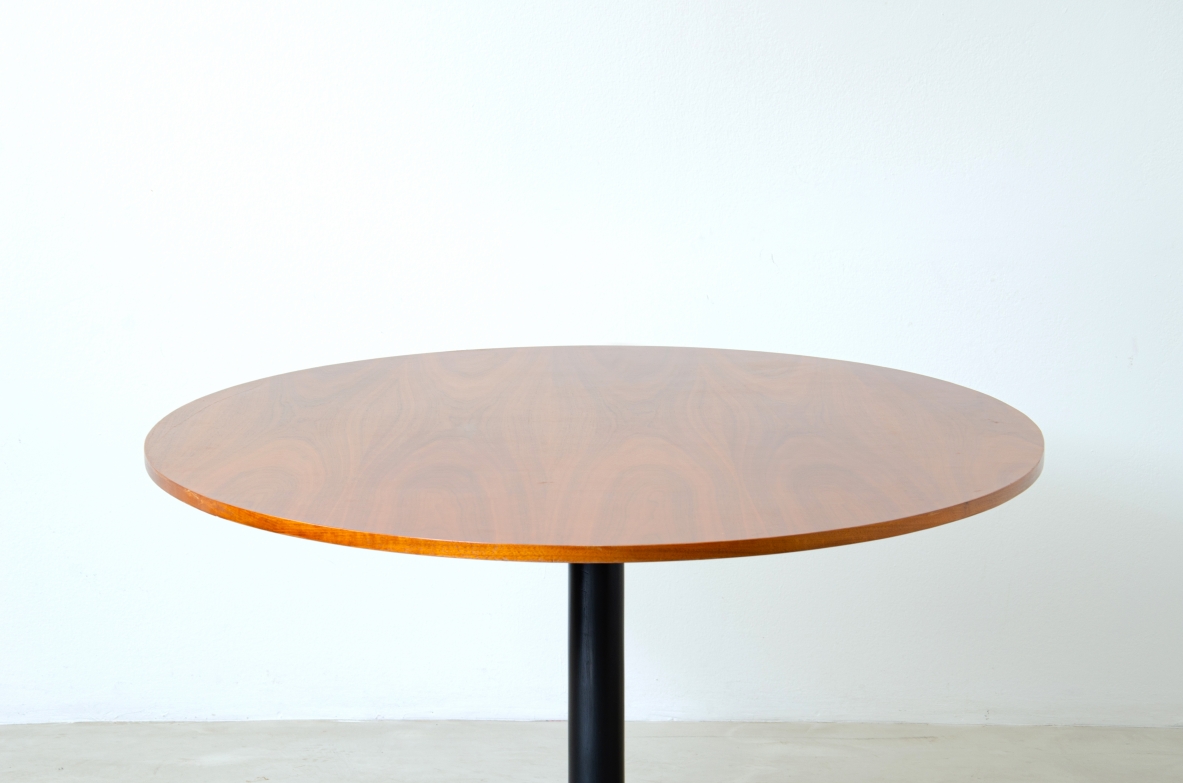 Ignazio Gradella, table mod.T2. Top in wood, structure in enamelled metal and brass detail