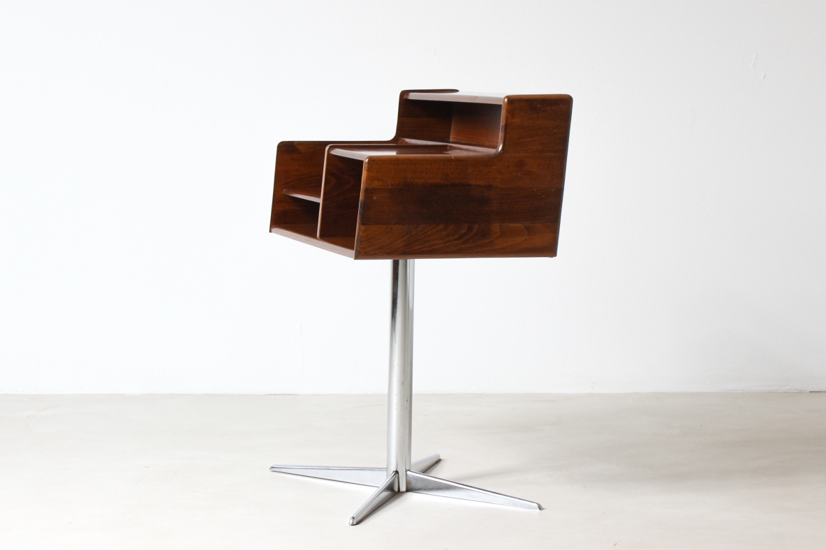 Small storage unit and central leg in metal. Italian manufacture, 1960's.