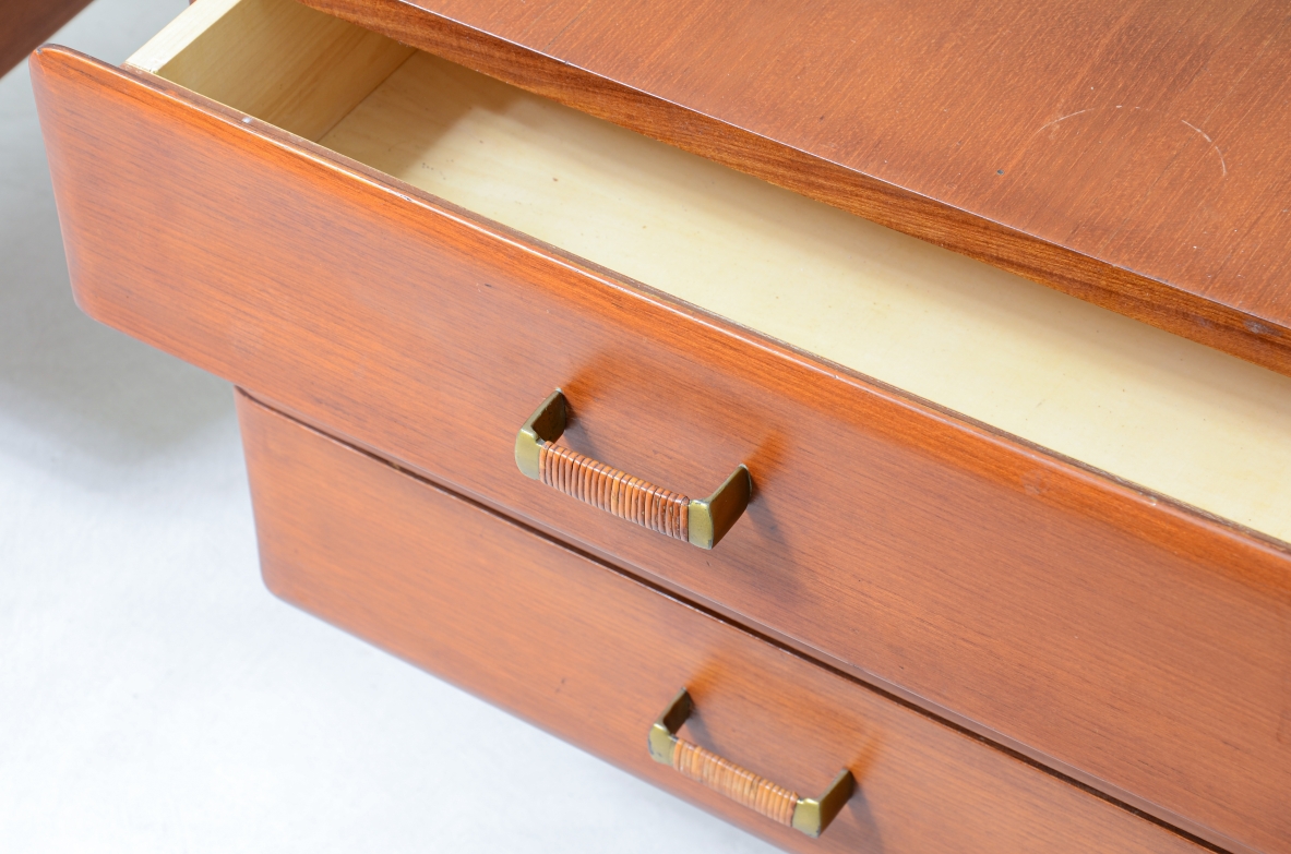 console in legno curvato con doppia fila di cassetti Manifattura anni 60. 