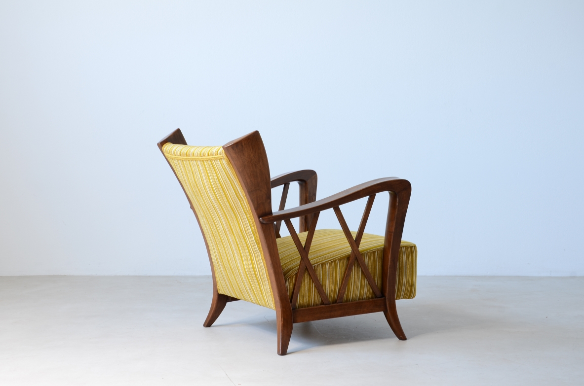 Maurizio Tempestini (1908-1960)  Elegante poltrona in rovere con disegno mosso  1940 ca.