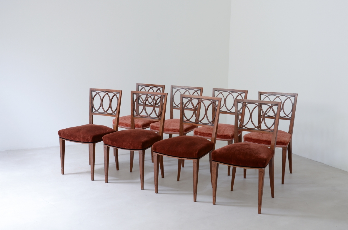 Paolo Buffa  8 eleganti sedie in noce. Manifattura Lietti 1930.  Provenienza Gio Ponti 1933/1938 