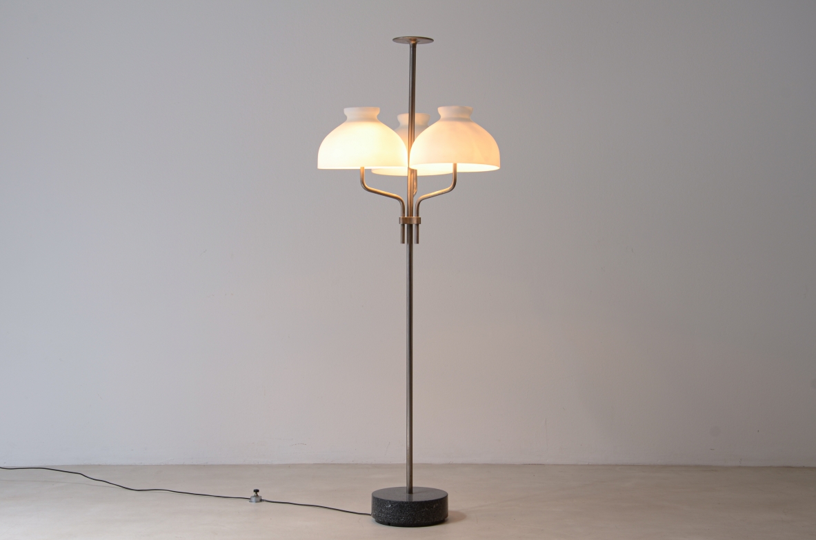 Ignazio Gardella Arenzano model floor lamp with  curved steel arms, large opaline glass diffusers. Azucena