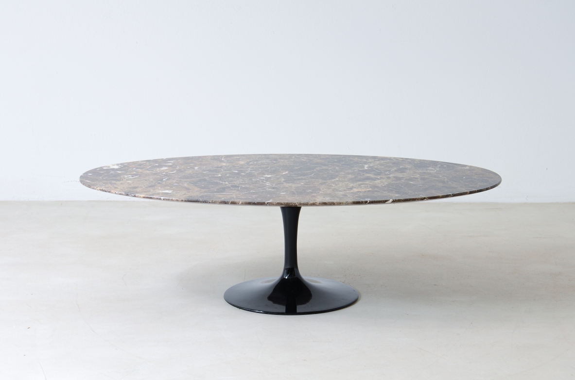 Eero Saarinen & Knoll International  