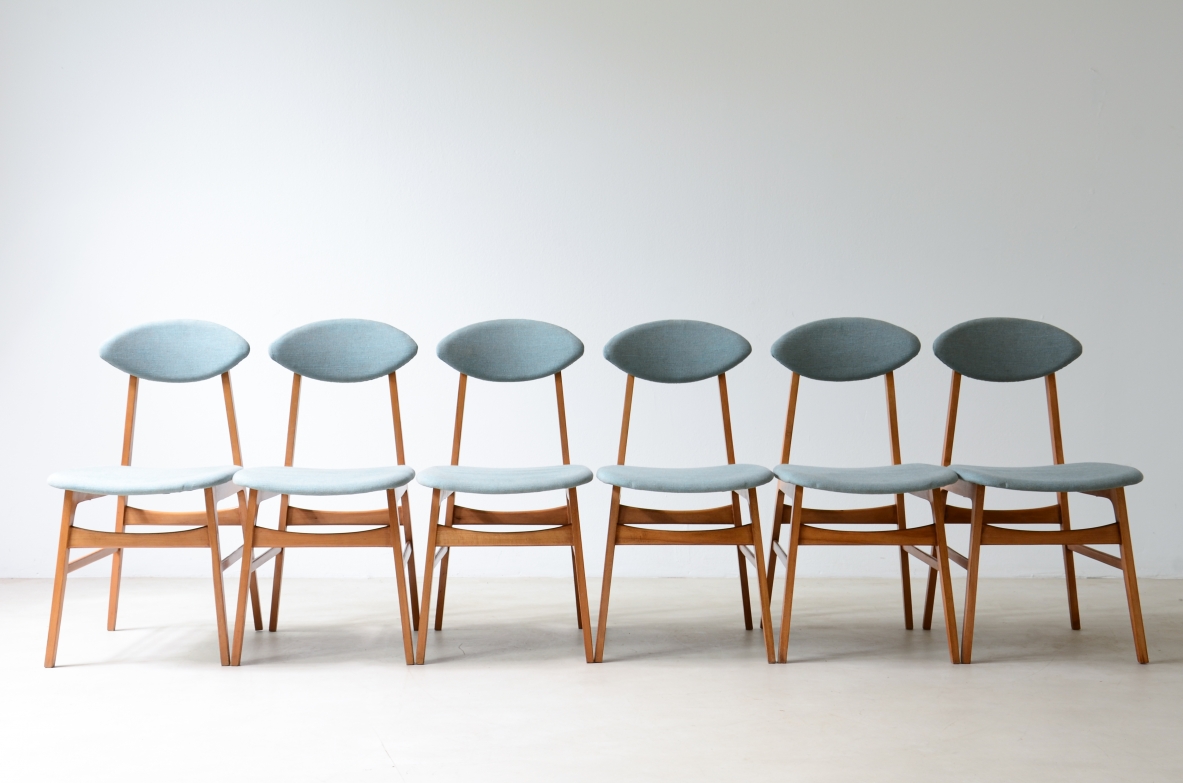 6 chairs with ogive back, wooden frame and cotton upholstery. Italy 1960's.