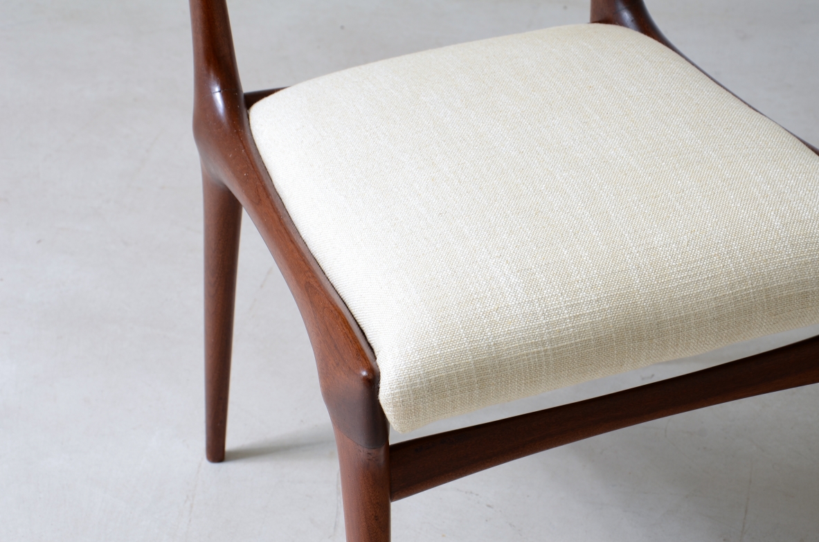 Carlo De Carli Rare set of six wood chairs model 585  Cassina production.
