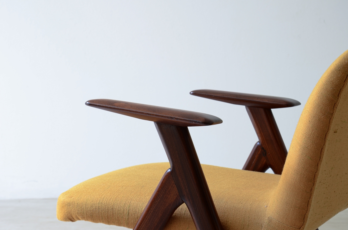 Luigi Vietti Six elegant armchairs in wood and padded fabric.1960's