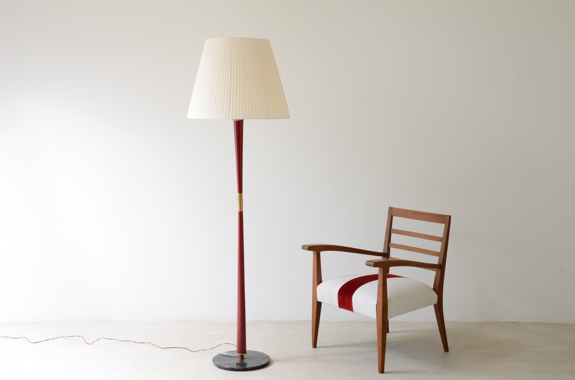 Stilnovo Milan  Floor lamp with green marble base and nice red lacquered wooden stem