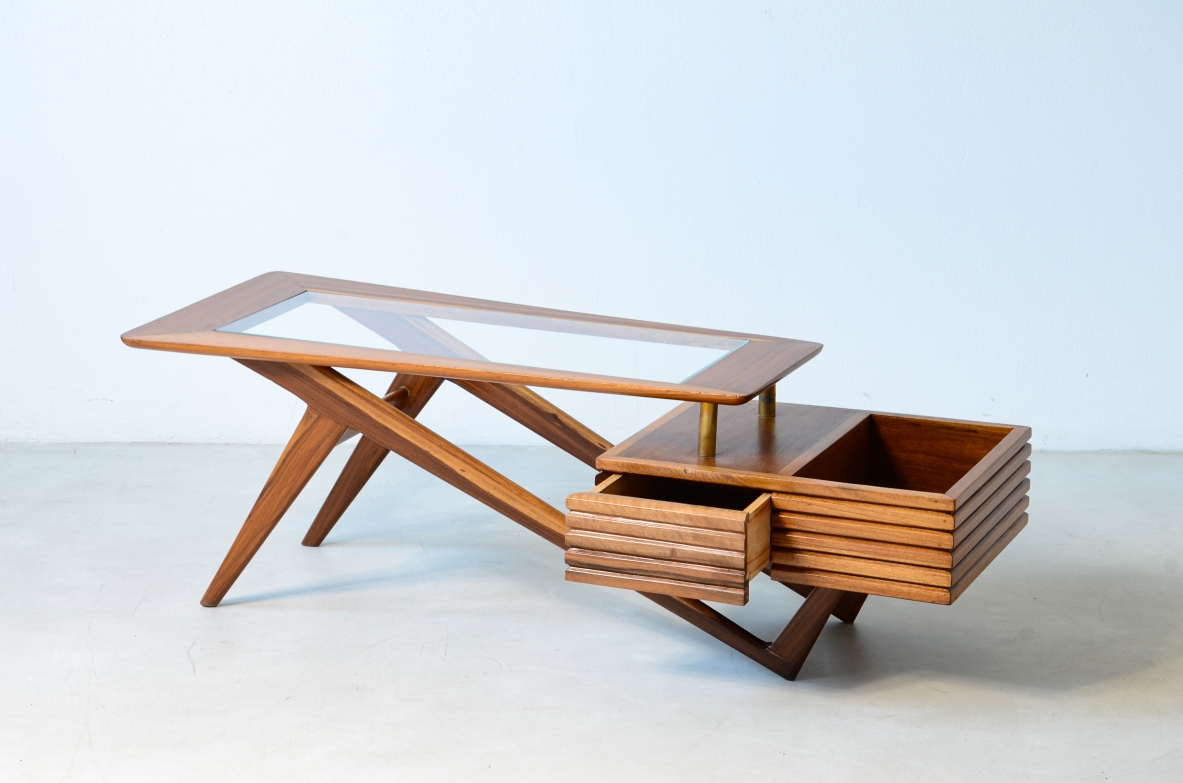 Mario Gottardi (2013-2004)  Modernist table Italian Manufacturing ca. 1950.
