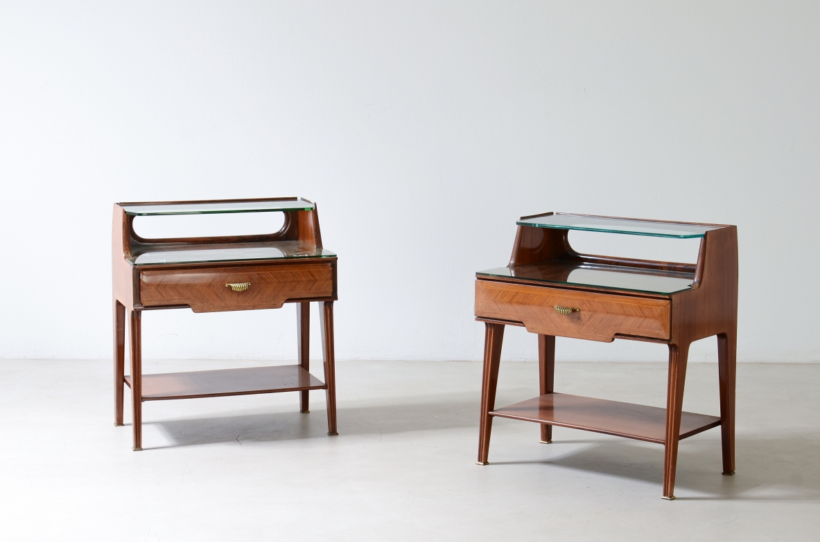 Paolo Buffa  Pair of elegant bedside tables 1950's