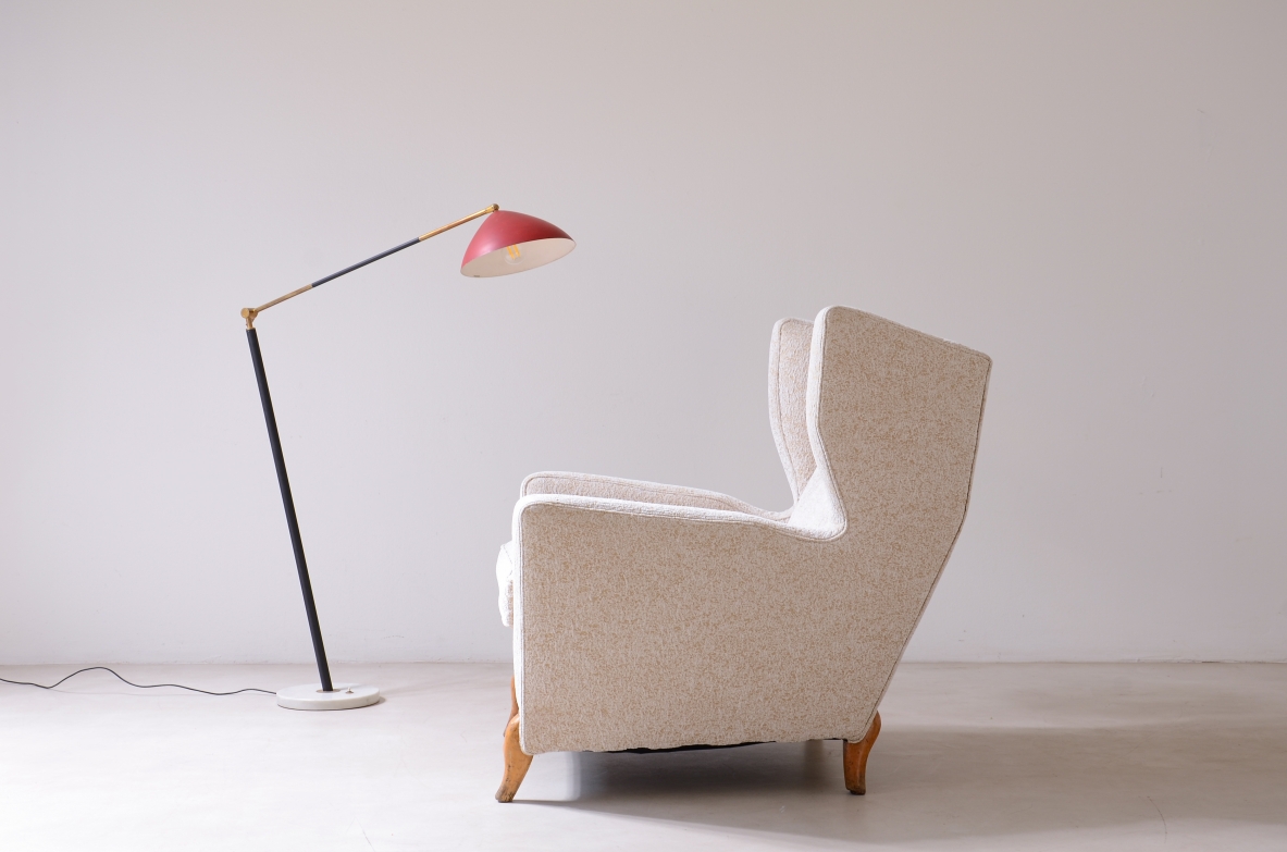 Melchiorre Bega, attr.  Bergere di forma organica con piedi in legno sagomato.  Manifattura italiana primi anni '50