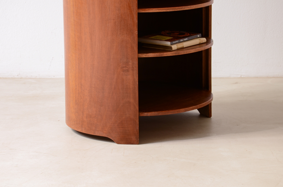 Luigi Caccia Dominioni,Comodino/tavolino a quattro ripiani e un cassetto, Produzione Azucena, 1962