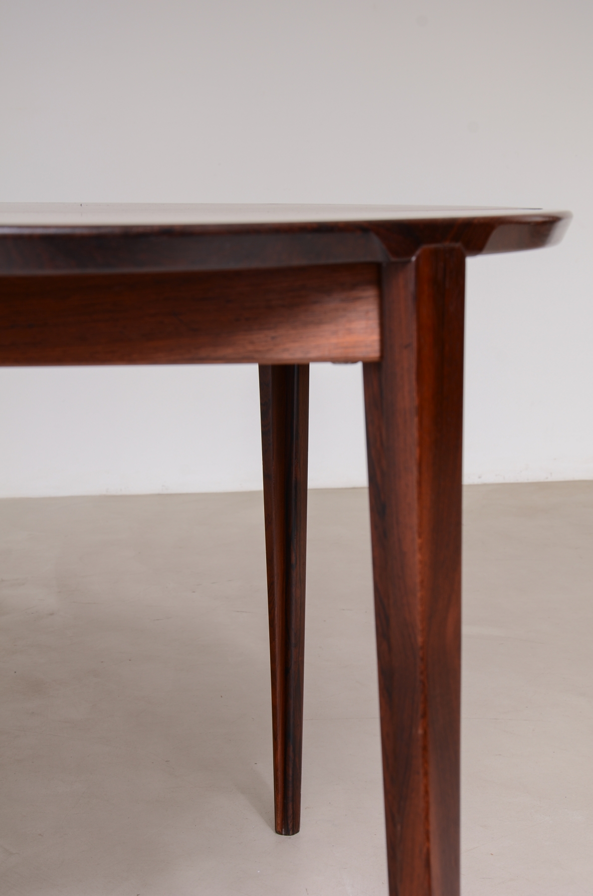 Large extendable table with four legs and two extensions and beautiful quality details.  Denmark 1960ca.