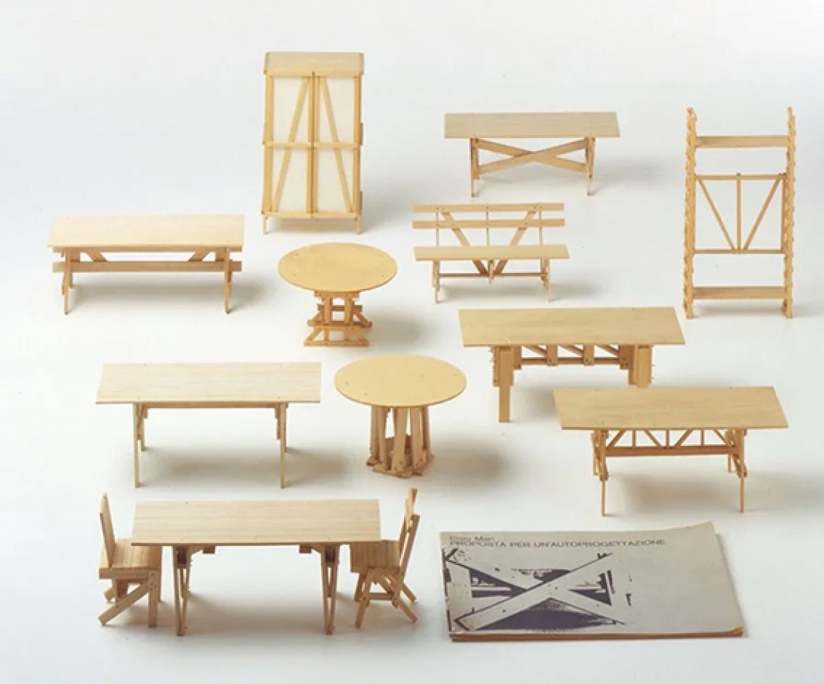 Enzo-Mari-in-legno-grezzo-realizzato-per-Simon-Metamobile-1974