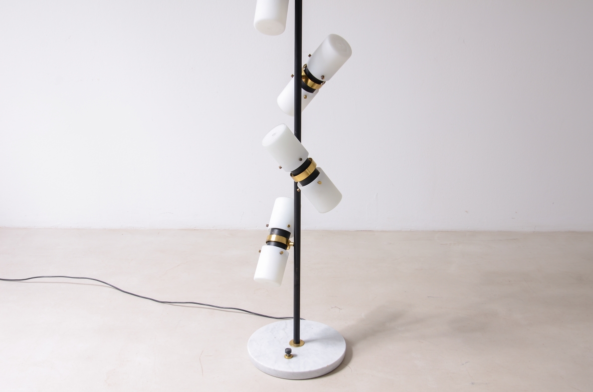 Angelo Brotto. Rare 12-light floor lamp with metal stem,  brass with opaline glass