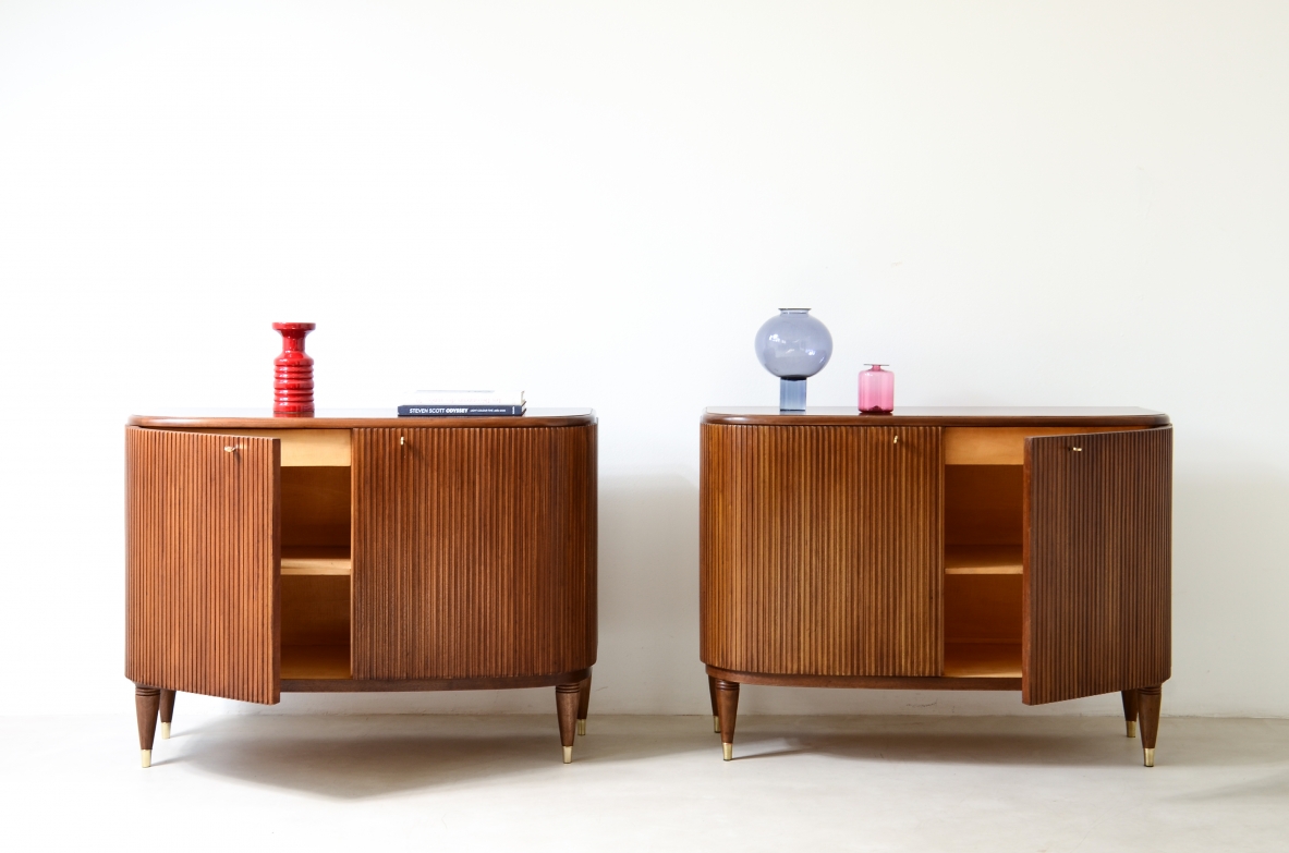 Due eleganti mobili gemelli in legno biondo, Attribuzione ABV Borsani 1940
