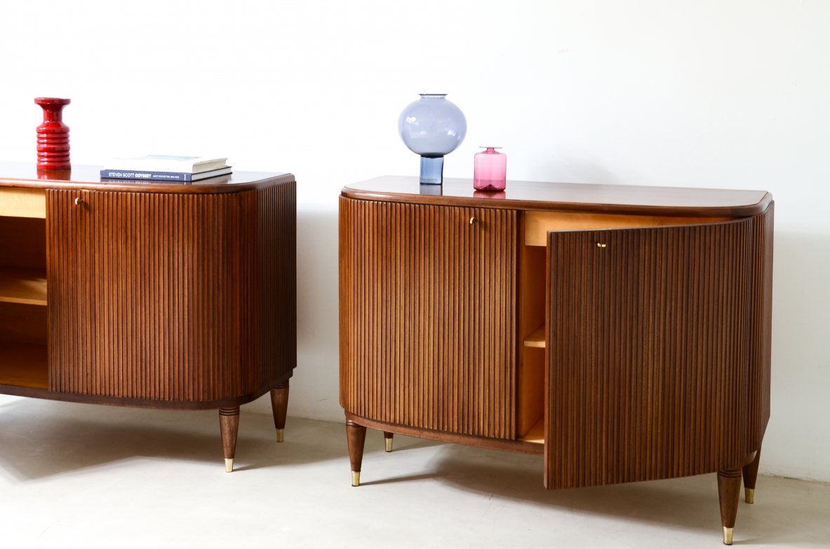 Due eleganti mobili gemelli in legno biondo, Attribuzione ABV Borsani 1940
