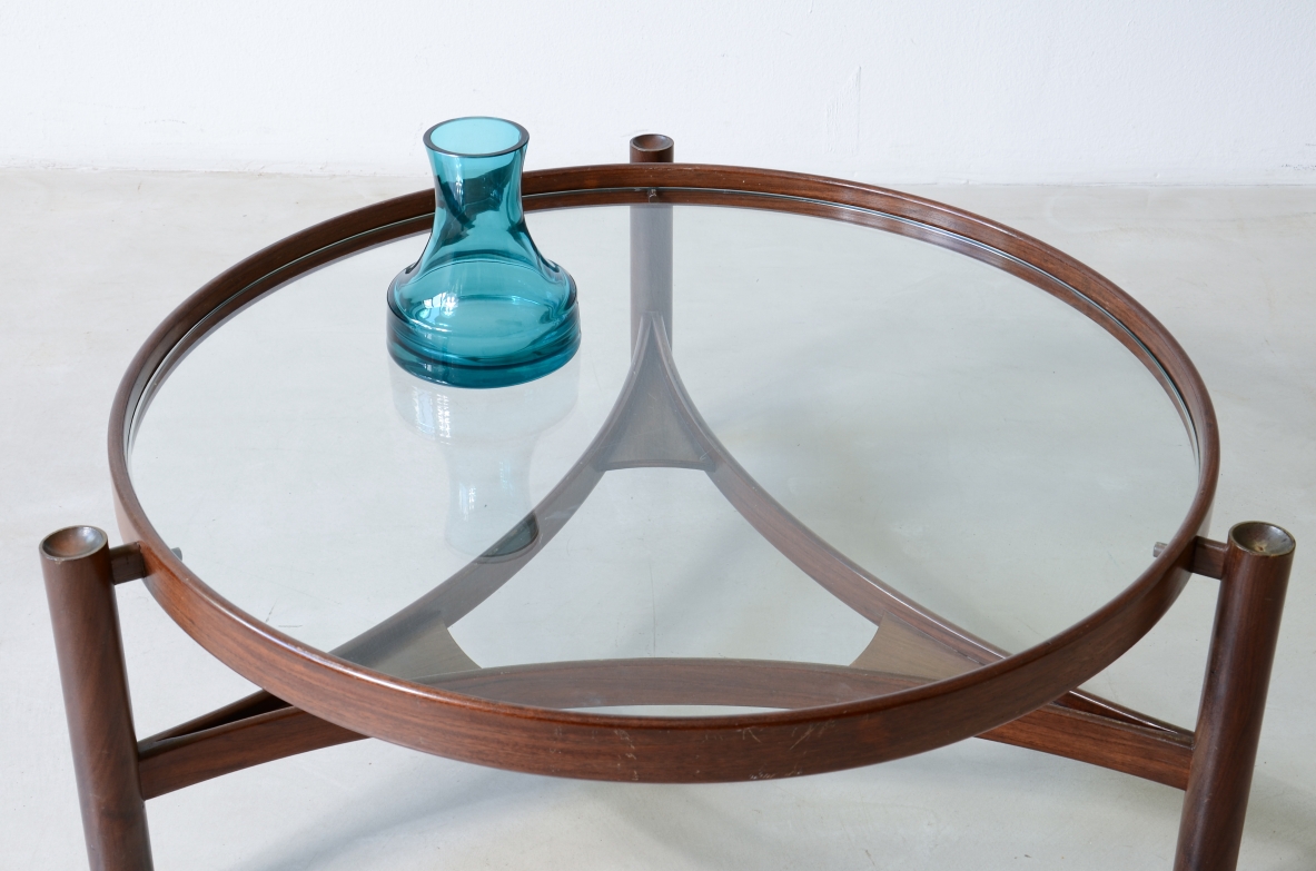 Gianfranco Frattini, Large bentwood coffee table with three turned leg. Cassina manufacture