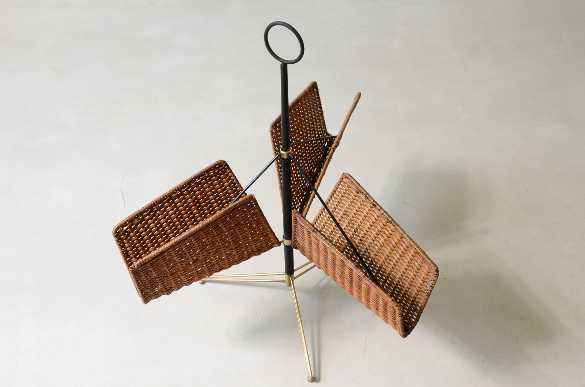 Metal and brass magazine rack. French manufacture, 1950s.