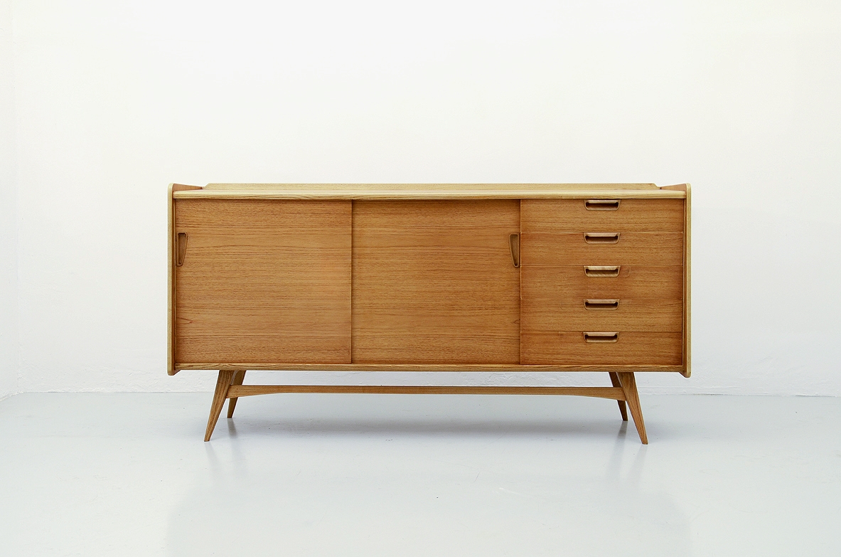 Credenza modernariato in rovere, Italia 1960ca.